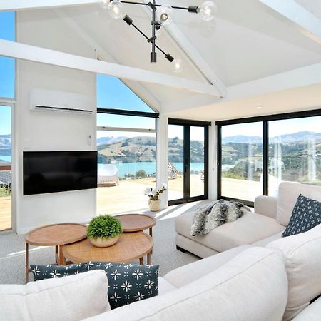 Akaroa Harbour View - Christchurch Holiday Homes المظهر الخارجي الصورة