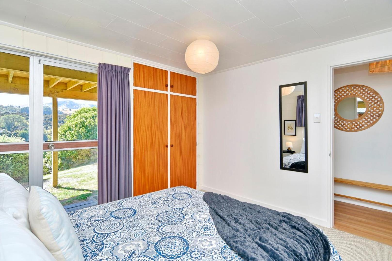 Akaroa Harbour View - Christchurch Holiday Homes المظهر الخارجي الصورة