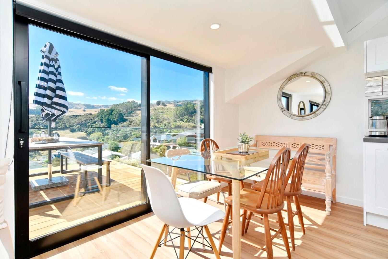 Akaroa Harbour View - Christchurch Holiday Homes المظهر الخارجي الصورة