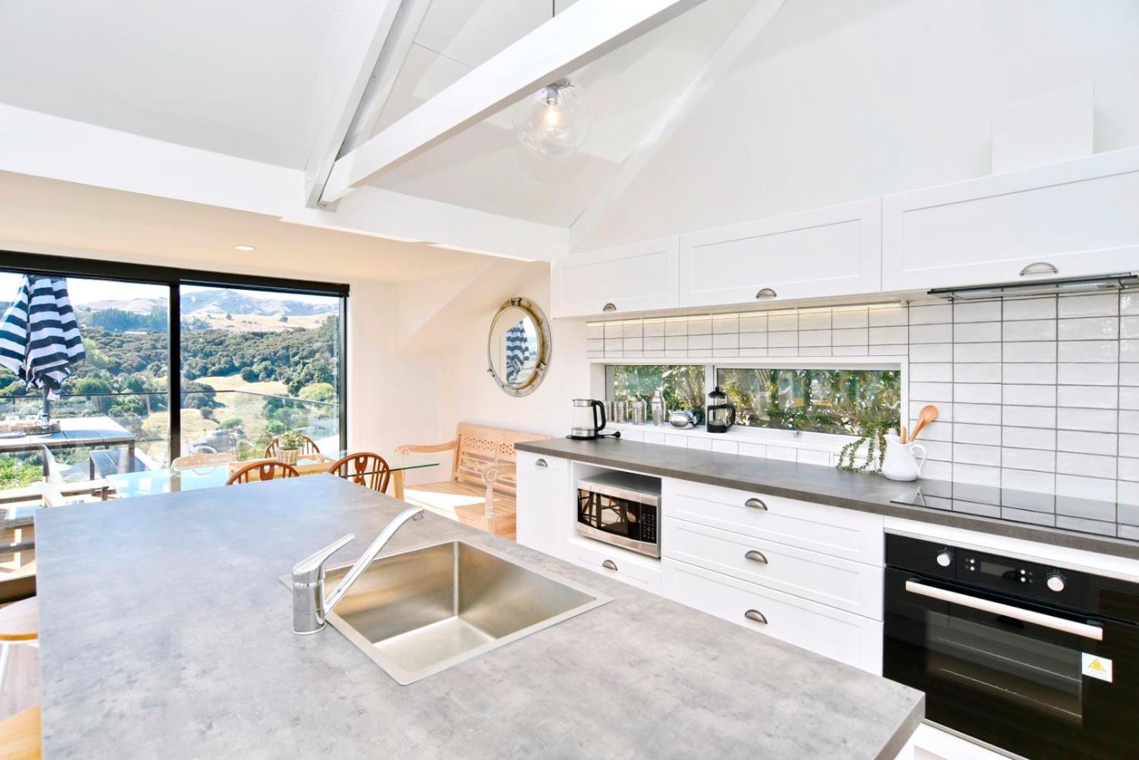 Akaroa Harbour View - Christchurch Holiday Homes المظهر الخارجي الصورة